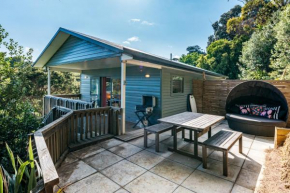 Treetop Retreat - Onetangi Holiday Home